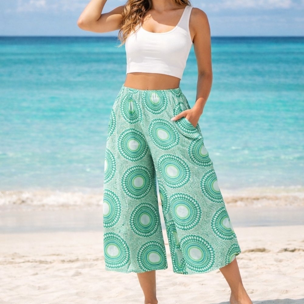 Green White Wide Leg Capri Pants One Size Boho Athliesure Summer